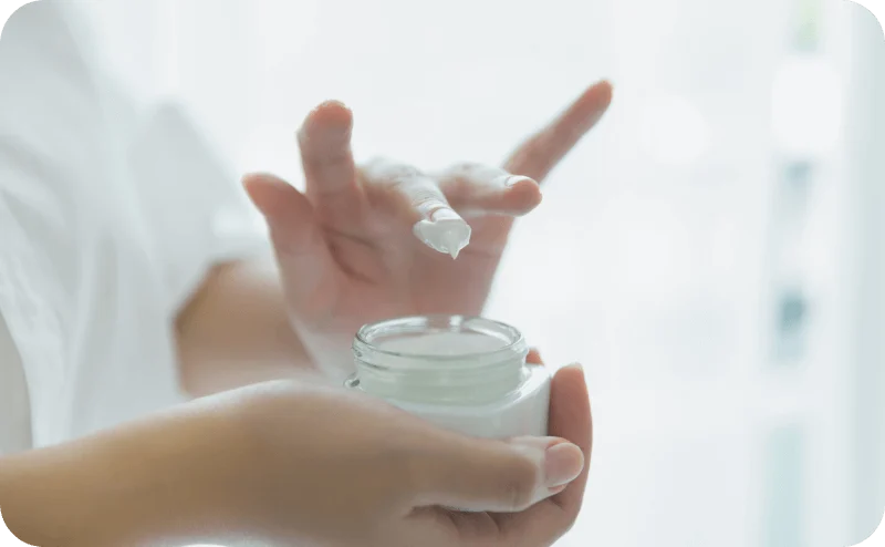 woman-getting-botox-injection-into-her-face 1 (1)